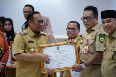 bpredikat-sangat-baik-diskominfotik-raih-peringkat-dua-pengawasan-kearsipan-internal-opd-di