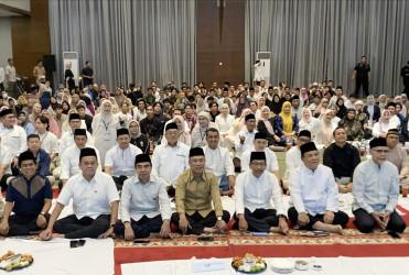 bplt-gubernur-sf-hariyanto-sampaikan-kondisi-kampung-halaman-saat-buka-puasa-dengan-masyarakat-riau