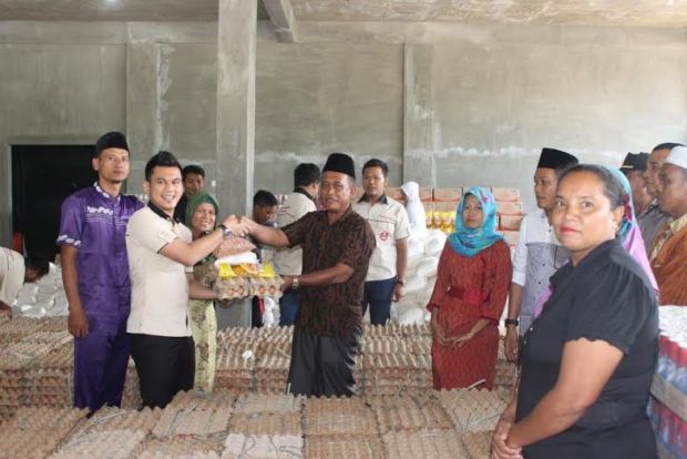 Warga Rohil Berburu Sembako di Pasar Murah Pemuda Muhammadiyah karena Harganya Murah
