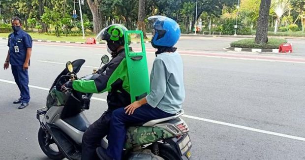 Ojol Sudah Boleh Angkut Penumpang Lagi, Syaratnya yang Dibonceng Harus Bawa Helm Pribadi