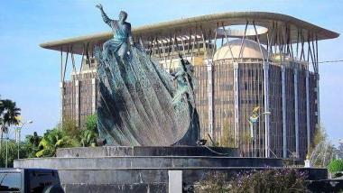 btiga-desain-ikon-baru-disiapkan-sebagai-pengganti-tugu-zapin-di-bundaran-depan-kantor-gubernur