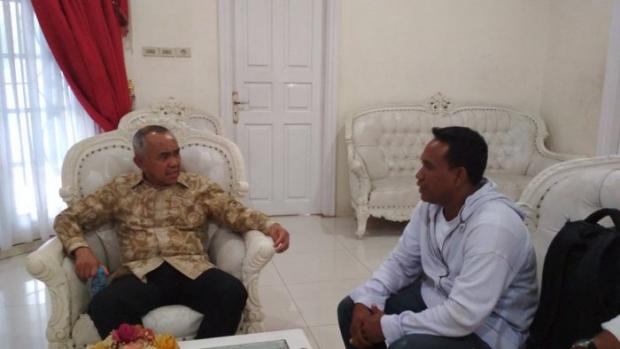 Syafrizal, Guru Hebat Asal Kepulauan Meranti yang Bergaji Rp97 Ribu per Bulan Diundang Makan Siang oleh Gubernur Andi Rachman