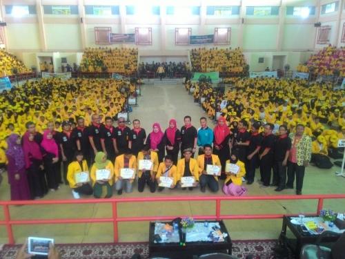 Lewat Pidato Menginspirasi, Rektor Unilak Dr Hj Hasnati Sambut 2.000-an Mahasiswa Baru yang 10 di Antaranya Berasal dari Thailand
