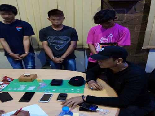 Tiga Pemuda Asal Kampar Diamankan di Parkiran Tempat Hiburan Malam Jalan Kuantan Pekanbaru, Paket Sabu dan Pil Ekstasi Disita