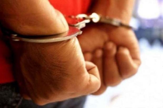 Pejabat Pemprov Kepri dan Anak Buahnya Ditangkap Saat Pesta Narkoba di Rumah