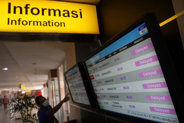 Embun Tebal Kacaukan Penerbangan di Bandara SSK II Pekanbaru