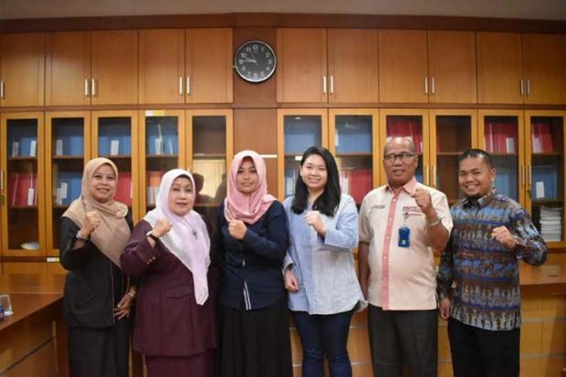 Membanggakan, Dua Mahasiswa Unilak Diutus LL2Dikti ke Kompetisi <i>National University Debating Championship</i> di Surabaya