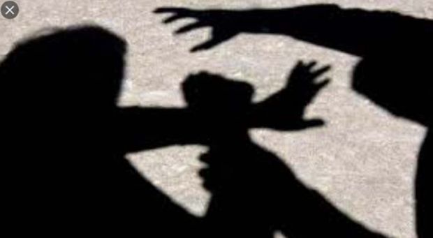 Di Bawah Ancaman Pistol, Pria 34 Tahun Coba Perkosa Ibu Kandungnya, Pelaku Sempat Menembak tapi Meleset