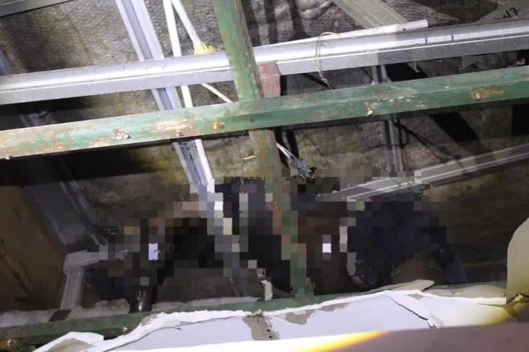 <b>Sesosok Mayat Pria Ditemukan di Plafon Gedung Mahligai Bungsu Kampar</b>