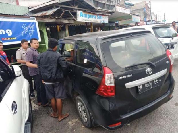 Kaca Mobil Dipecah Saat Sopir dan Pegawai Makan Siang di Kota Duri, Uang Perusahaan Sebanyak Rp225 Juta Raib