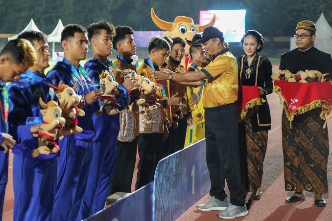 <b>Hingga Jumat Siang Ini, Riau Berada di Posisi Empat Perolehan Medali Peparnas XVII 2024 Solo</b>