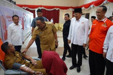 bpenjabat-gubernur-riau-sampaikan-apresiasi-kepada-relawan-pmib