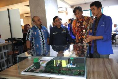 bphr-skk-migas-memotivasi-penerima-beasiswa-prestasi-agar-siap-menjawab-tantangan-globalb