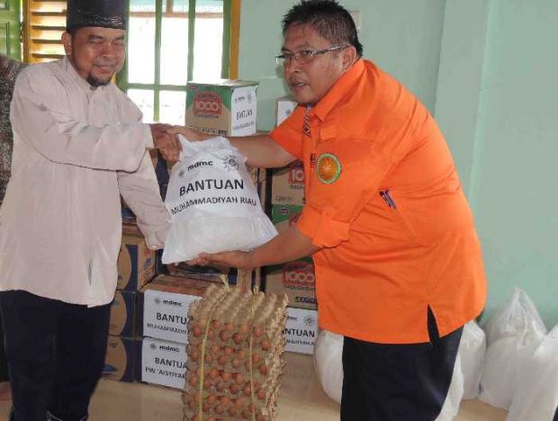 Muhammadiyah Riau Sigap Membantu Korban Banjir Kampar