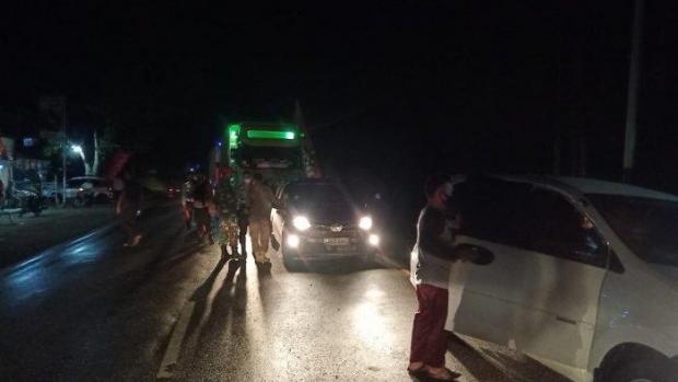 44 Kendaraan Asal Riau Disuruh Putar Balik di Pos Penyekatan Perbatasan dengan Sumbar