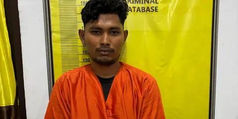 <b>Pakai Motor Keren, Andre Aceh Keliling Desa Indragiri Hulu Edarkan Sabu</b>