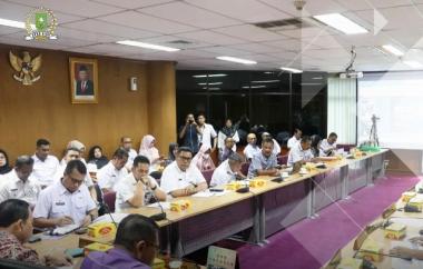 komisi-v-dprd-riau-gelar-rdp-dengan-disdik-bahas-ppdb-hingga-mutu-sekolah