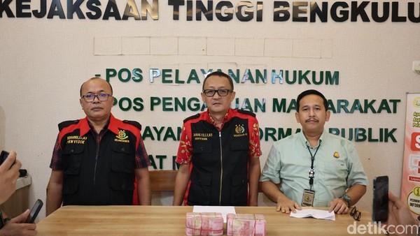 <b>Kasus Korupsi Batu Bara, Eks Pejabat ESDM Manipulasi Data-Terima 1 Miliar</b>