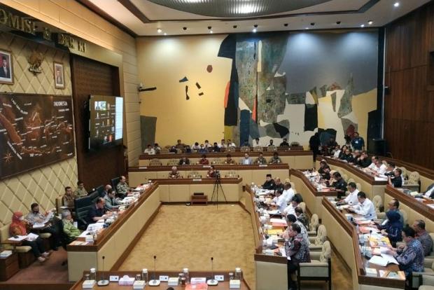 Komisi II DPR RI bersama Mendagri dan KPU Sepakati Pelaksanaan Pemilu Tetap Berdasarkan Undang-Undang