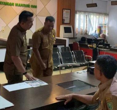bsidak-awal-2026-sekda-indragiri-hulu-temukan-28-pppk-bolos-kerjab