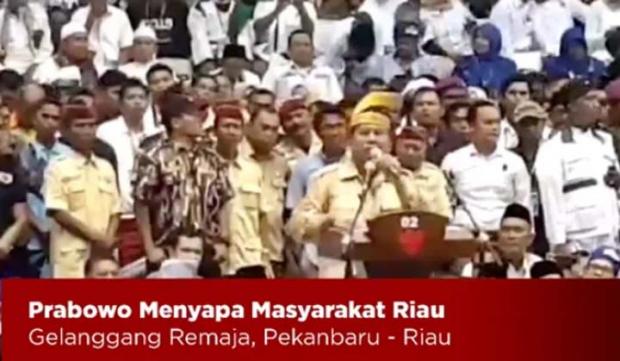 Lantunan Selawat Badar Sambut Kedatangan Prabowo di Gelanggang Remaja Pekanbaru
