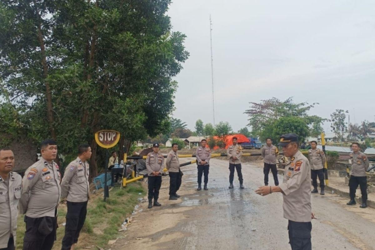 <b>Polisi Tangkap Terduga Pelaku Pembakaran Aset PT SSL di Kampung Tumang Siak Riau</b>