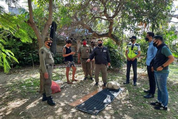 Berangkat dari Dumai pada Maret 2020, Turis Rusia Telantar di Bali dan Tinggal di Lapangan Beralaskan Tikar karena Kehabisan Uang