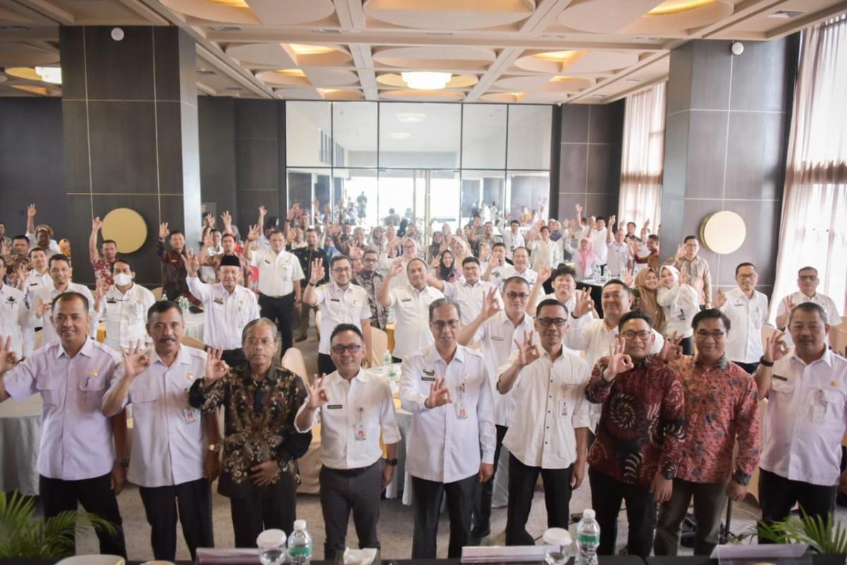 Bupati Bengkalis Tegaskan Pengadaan Barang dan Jasa Pemerintah Mengacu Perpres No 12 Tahun 2021 & Inpres No 2 Tahun 2022