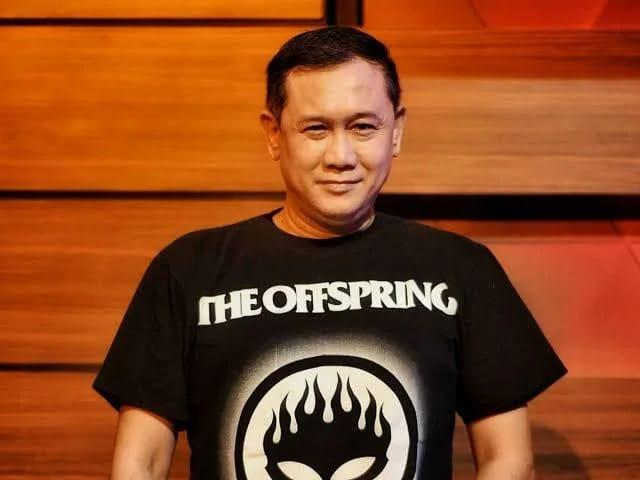 <b>Kesal Uang Pembangunan Masjid Dikorupsi, Denny Siregar: Di Negara Ini yang Haram Cuma Babi</b>