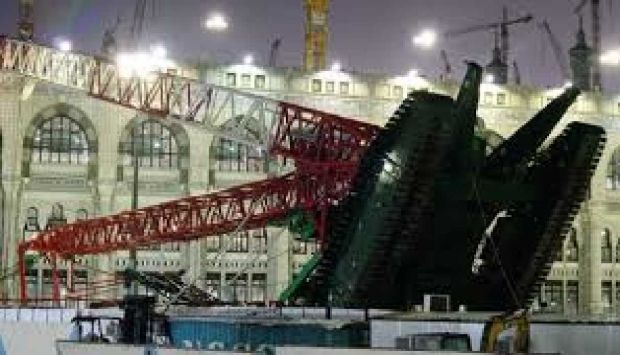 Crane yang Menimpa Masjidil Haram Ternyata Milik Bin Laden, Beratnya 1.300 Ton, Terbesar Kedua di Dunia