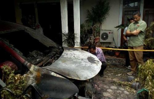 Mobilnya Dibakar Orang Tak Dikenal, Tokoh Melayu Riau Nurhasyim Mengadu Tak Punya Masalah dengan Siapa pun