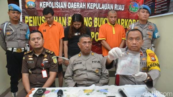 Kumpulkan Uang untuk Biaya Nikah, Sepasang Kekasih Nekat Edarkan Ekstasi