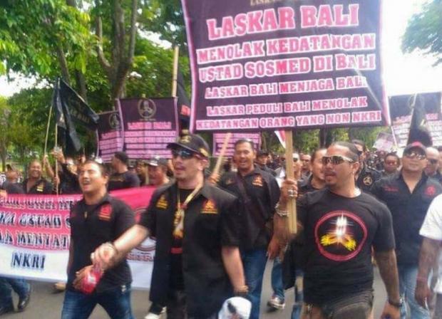 Persekusi Ustaz Somad di Berbagai Tempat Diprediksi Ganjal Kemenangan Jokowi di Riau