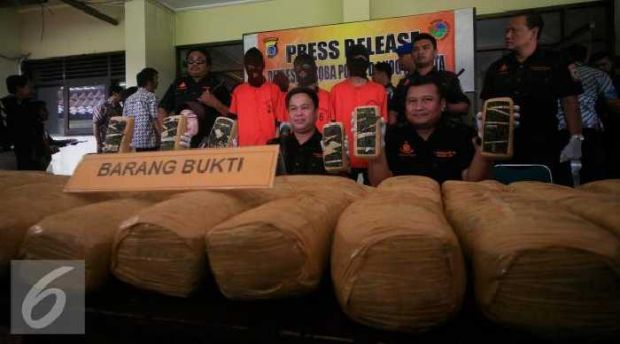Polisi Gagalkan Penyelundupan 10 Bal Ganja Tujuan Pekanbaru dari Loket Bus Bintang Utara