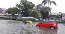 mengapa-setiap-hujan-kota-pekanbaru-sering-direndam-banjir