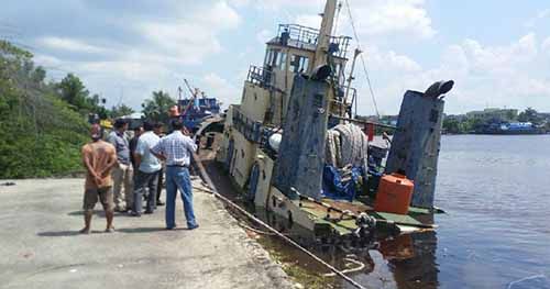 Kapal Marcopolo 129 Tenggelam di Sungai Siak Pekanbaru, 1 Pelajar Pelayaran Asal Aceh Hilang
