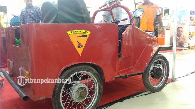 Keren, Ini Dia Mobil Rakitan Karya Siswa SMK Rambah Rohul yang Menggunakan Mesin Honda Supra 100 Cc