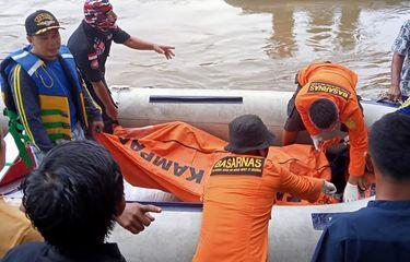 Tiga Pemudik Asal Riau Korban Perahu Terbalik di Perairan Sumbar Ditemukan Meninggal Dunia