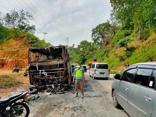 Bus ALS Tujuan Jakarta Terbakar di Kabupaten Sijunjung, 46 Orang Selamat