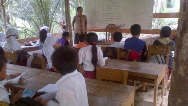 300 Ribu Lebih Siswa Miskin di Riau Menunggu Kartu Indonesia Pintar