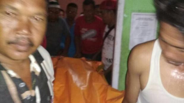 Pembunuhan di Okura Pekanbaru: Empat Jam Lamanya Tio Gali Lubang di Kamar untuk Sembunyikan Jasad Neneknya Sendiri