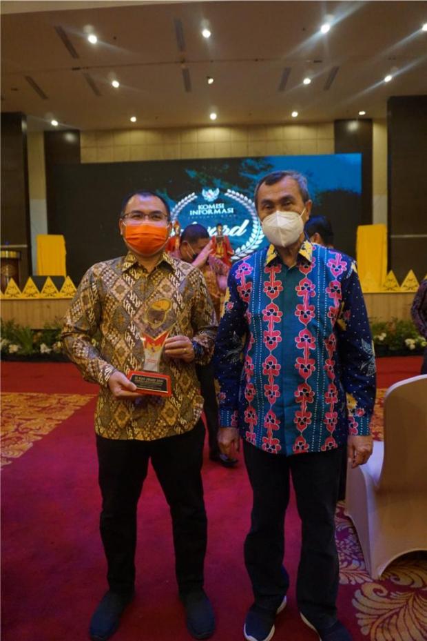 Wah, Kali Ketiga Unilak Raih KI Riau Award