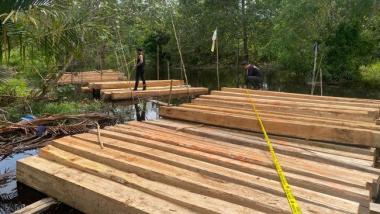 bpria-berinisial-ms-diamankan-polisi-terkait-aktivitas-illegal-logging-di-kepulauan-merantib