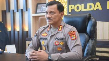 bpernah-jadi-abang-none-jakarta-ini-profil-kombes-zahwani-pandra-arsyad-kabid-humas-polda-riau