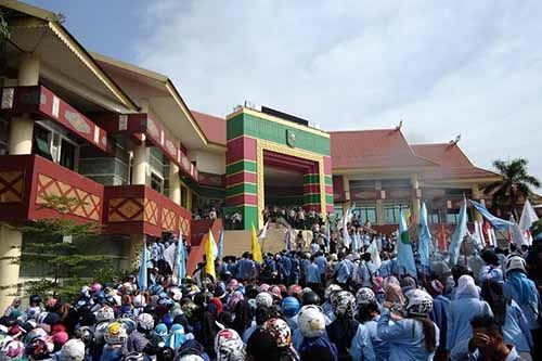 ”Resah” karena Tamu Masuk Terlalu Bebas, Sekarang Pengamanan Dalam Gedung Wakil Rakyat Provinsi Riau Jadi Berlebihan