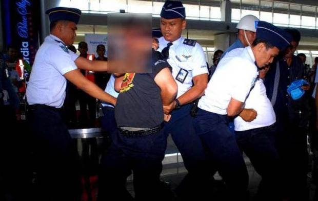 Calon Penumpang Garuda yang Tertangkap Bawa Sabu 200 Gram di Bandara SSK II Pekanbaru Simpan Barang Haram di Selangkangan