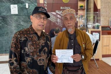 b2-kakek-lansia-pensiunan-pns-di-riau-mencari-keadilan-persoalan-lahan-hingga-ke-ma-b