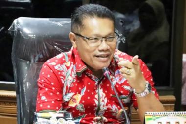komisi-v-dprd-riau-harap-pemprov-segerakan-pembangunan-18-sekolah-baru