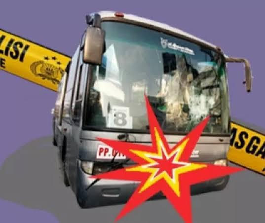Berhenti Mendadak Hindari Kendaraan di Depannya, Bus Gumarang Tabrak 5 Siswa SD di Tanahdatar Sumbar