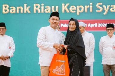 bharu-dan-penuh-syukur-zaimar-wujudkan-impian-haji-setelah-10-tahun-menunggub